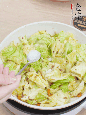 一点盐、、糖调味。。